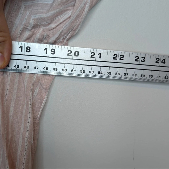 Universal Thread Pink Strip Button Down Collared Blouse Shirt Woman M  - Stain - Picture 7 of 9